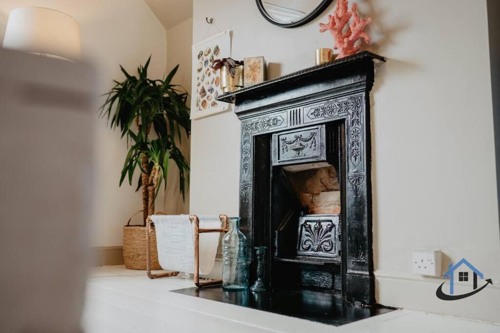 Indigo Snug - Gorgeous 2 Bed Flat In The Heart Of كرومر المظهر الخارجي الصورة