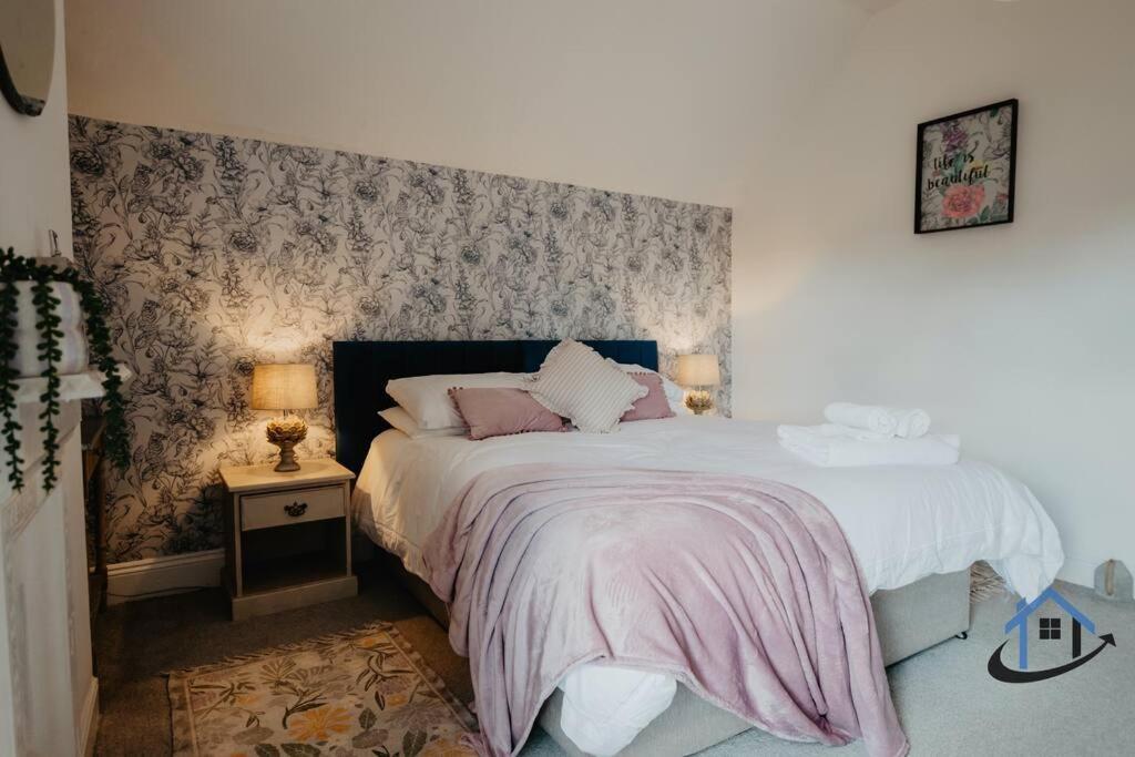 Indigo Snug - Gorgeous 2 Bed Flat In The Heart Of كرومر المظهر الخارجي الصورة