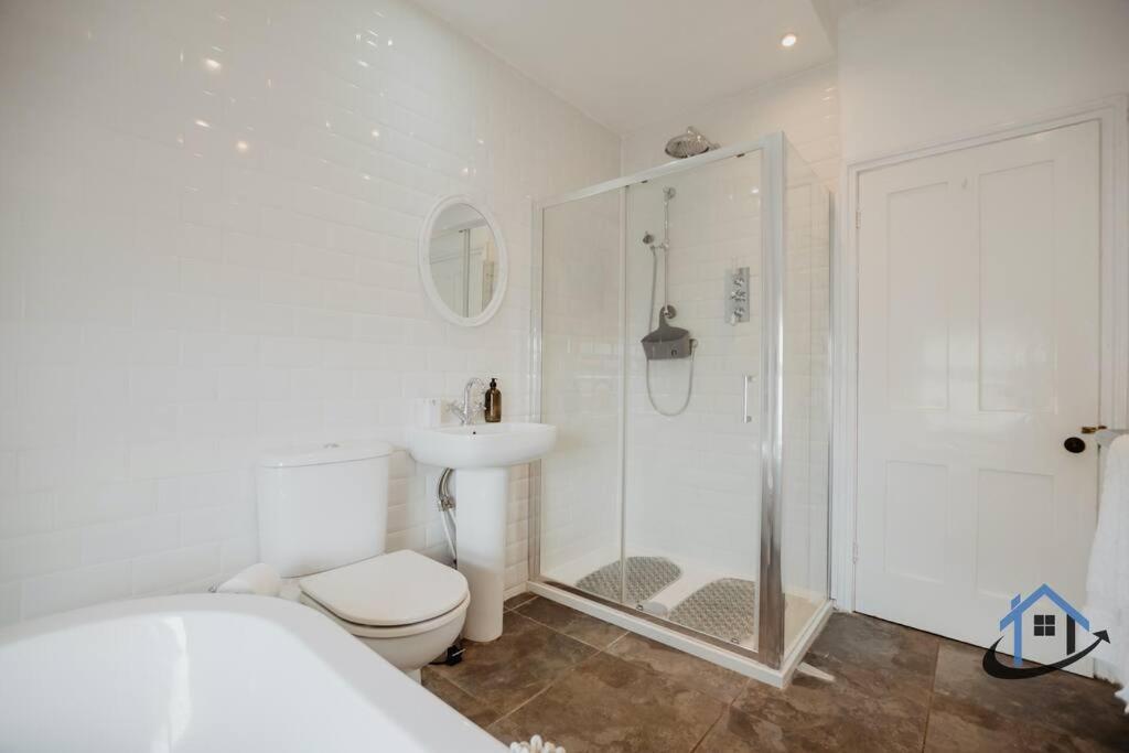 Indigo Snug - Gorgeous 2 Bed Flat In The Heart Of كرومر المظهر الخارجي الصورة